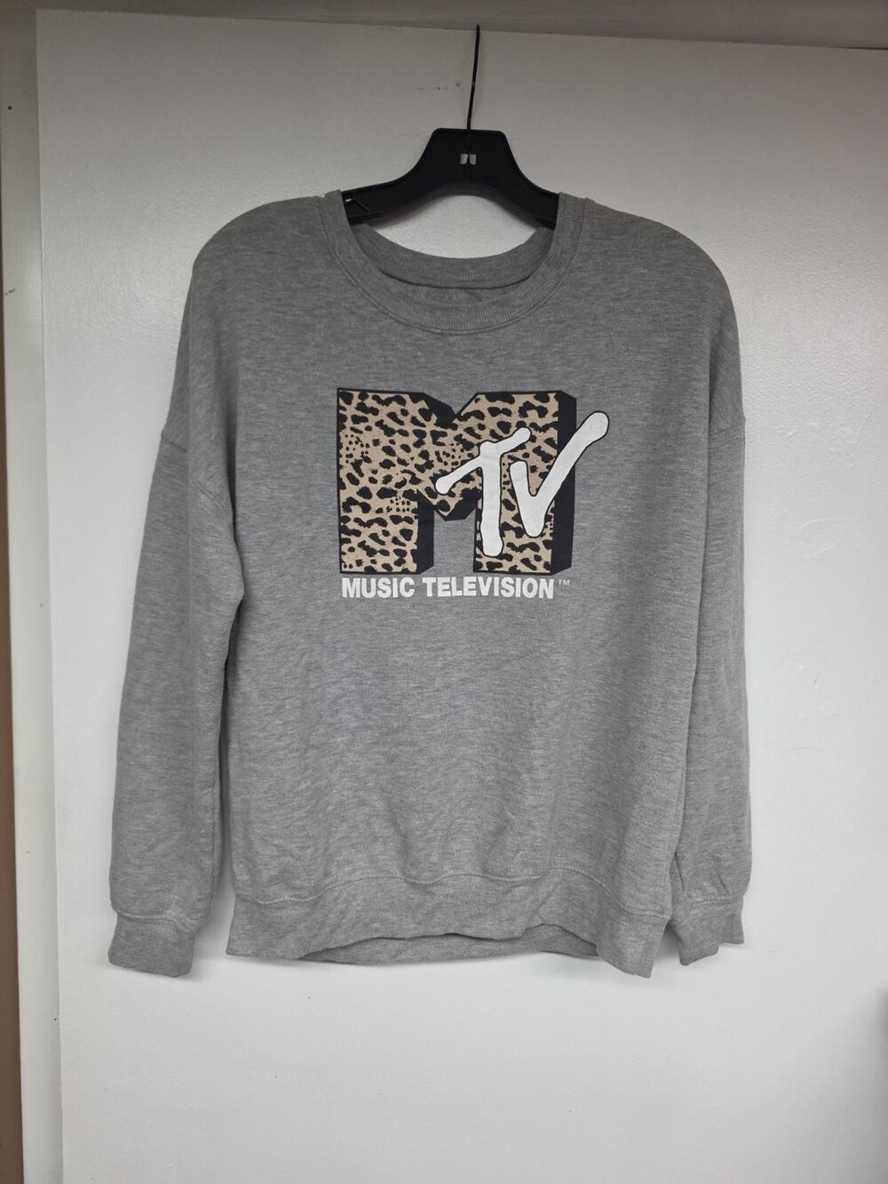 MTV Music Television Sweatshirt Cheetah Print Logo Women's Size Medium